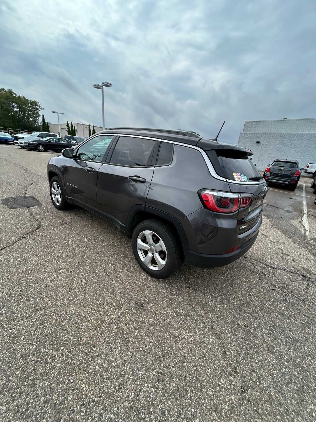 Thumbnail: 2019 Jeep Compass - 20