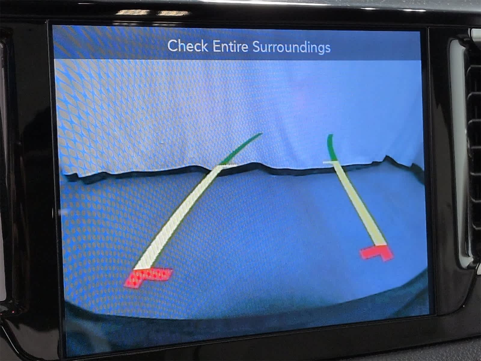 Thumbnail: 2017 Chrysler Pacifica - 33