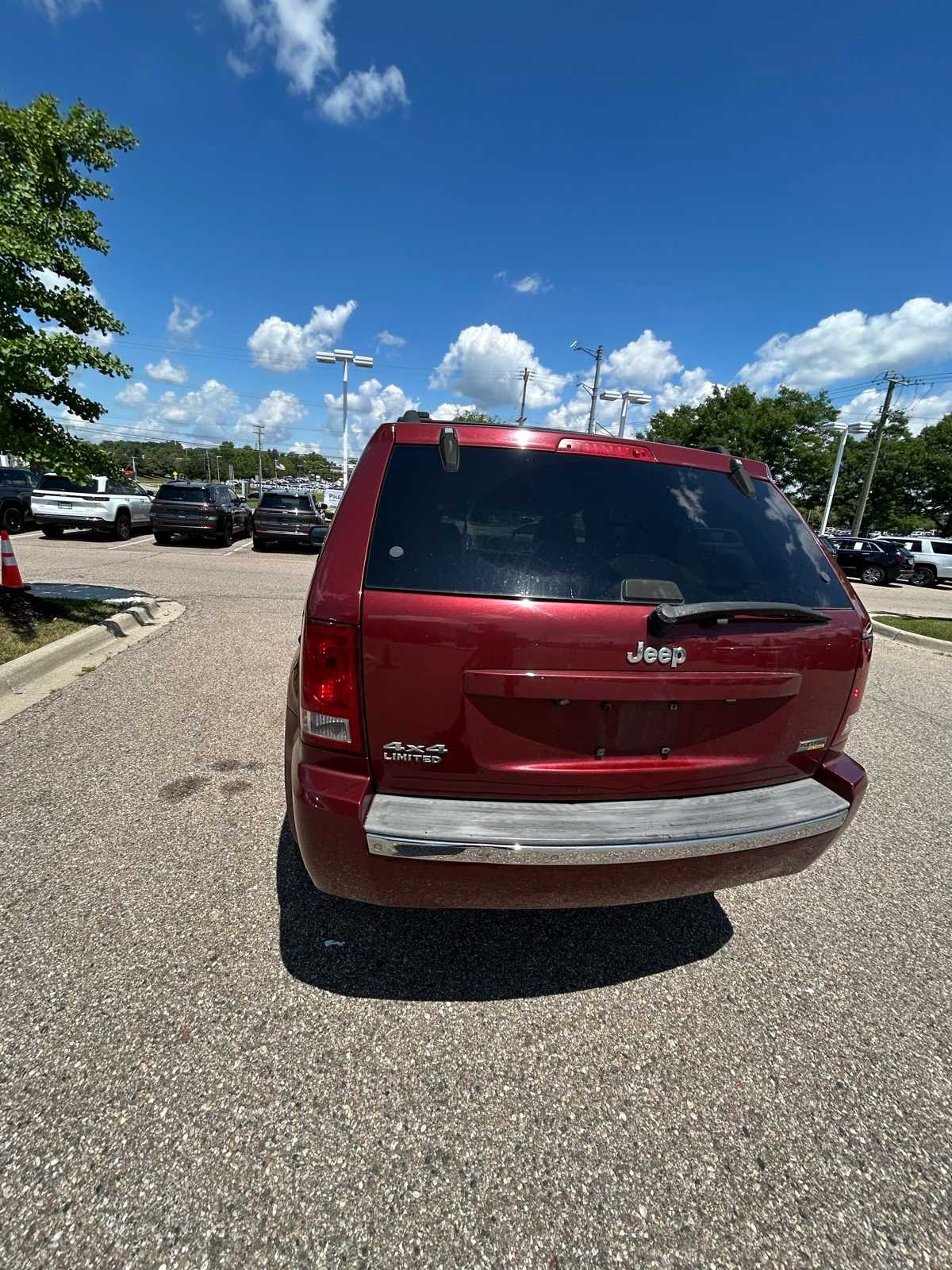 Thumbnail: 2008 Jeep Grand Cherokee - 23