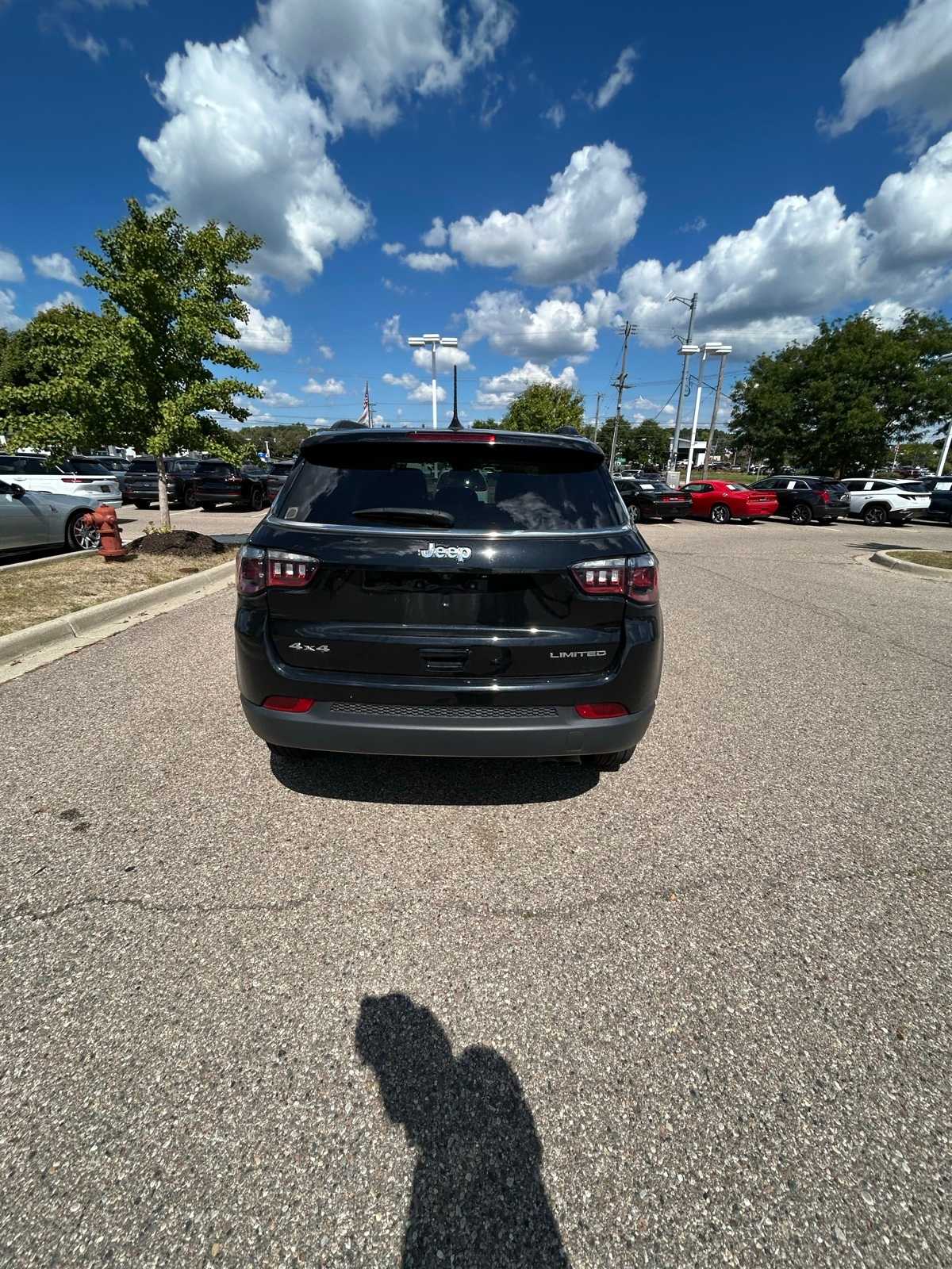 Thumbnail: 2022 Jeep Compass - 20