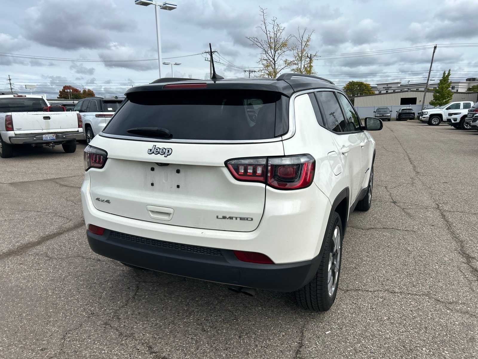 Thumbnail: 2019 Jeep Compass - 20