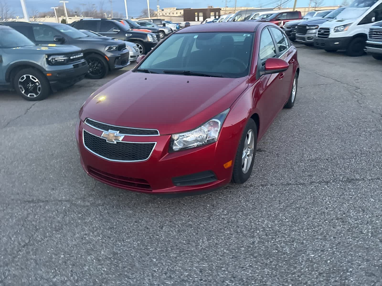2014 Chevrolet Cruze photo 3