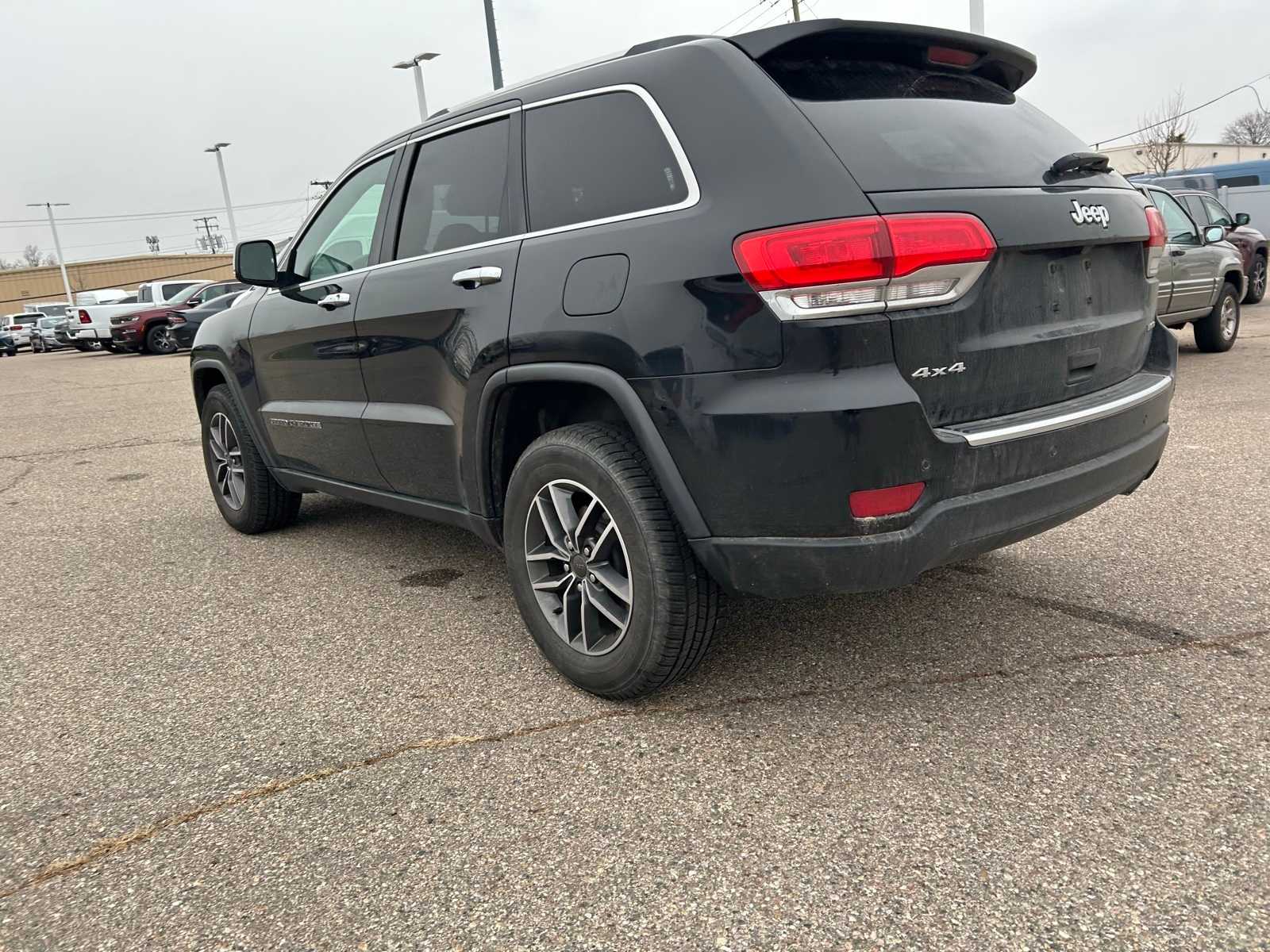 Thumbnail: 2019 Jeep Grand Cherokee - 19