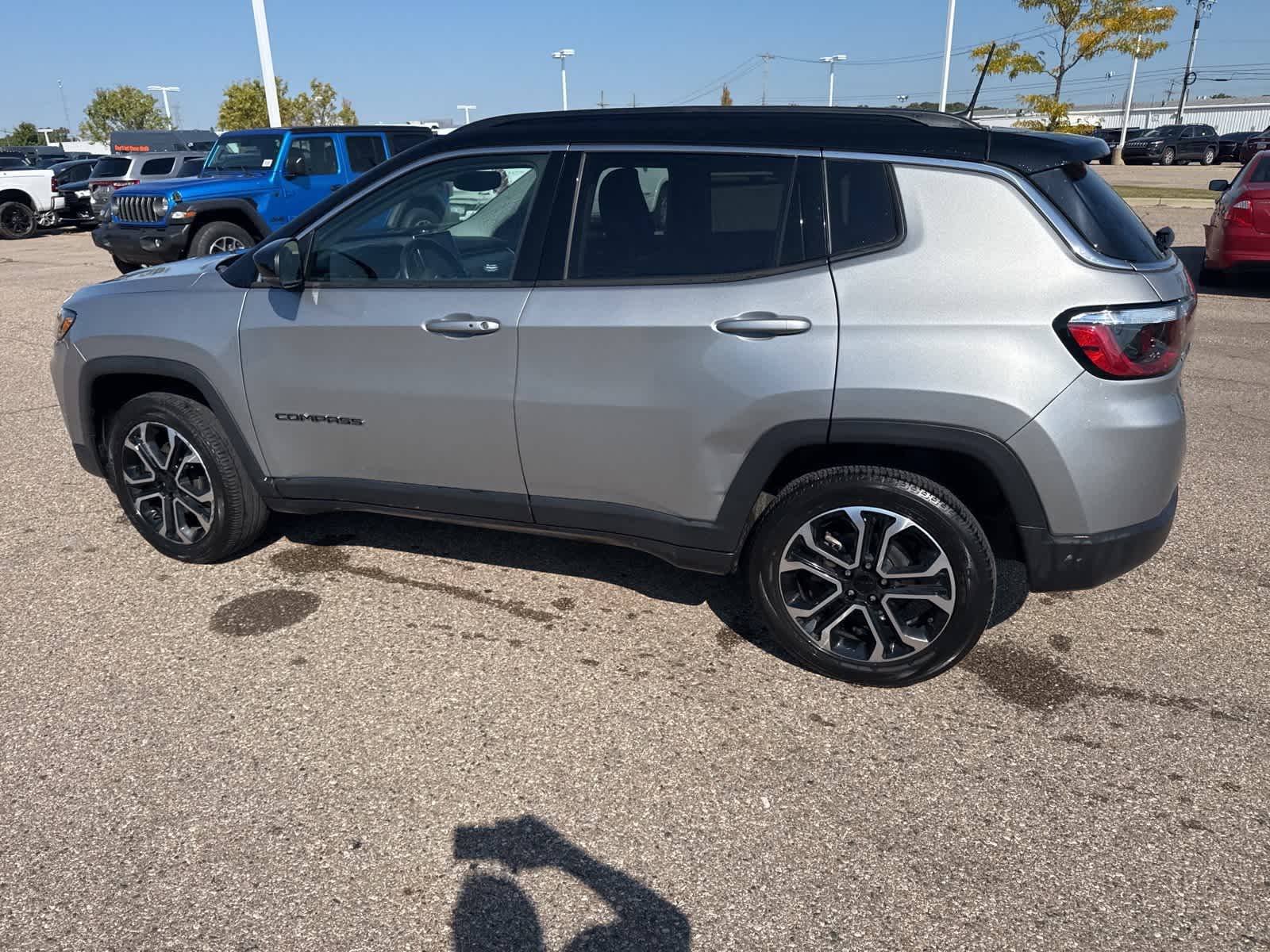 Thumbnail: 2022 Jeep Compass - 25