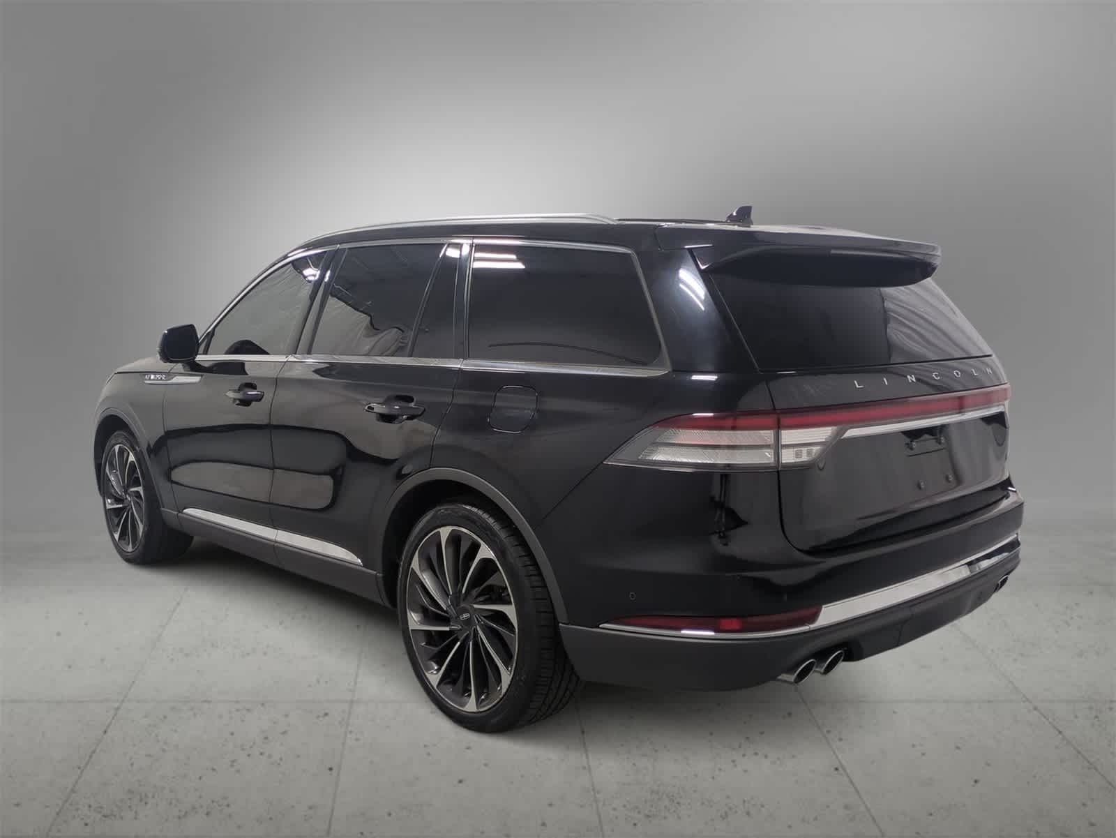 Thumbnail: 2020 Lincoln Aviator - 6
