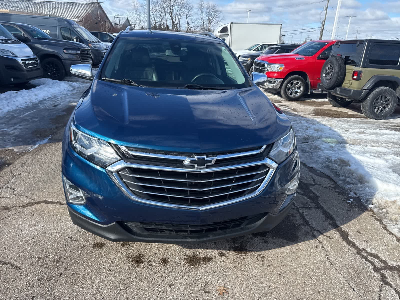 Thumbnail: 2021 Chevrolet Equinox - 4