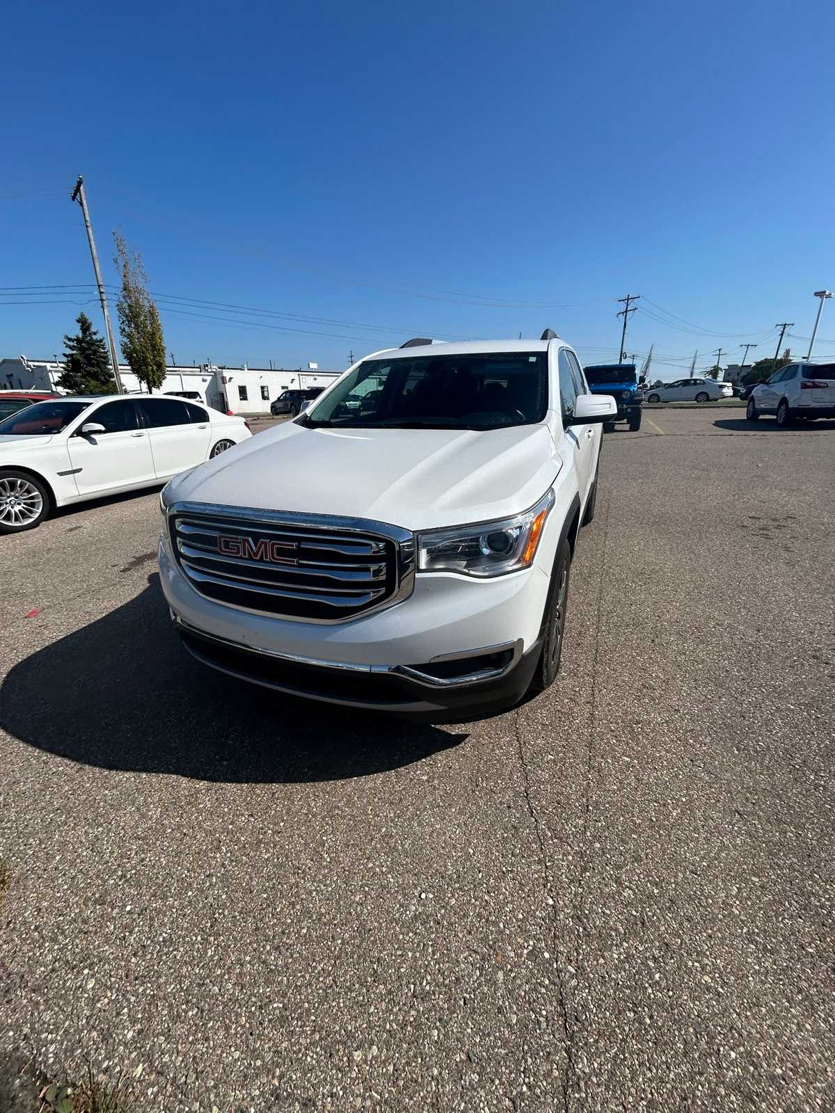 Thumbnail: 2019 GMC Acadia - 3
