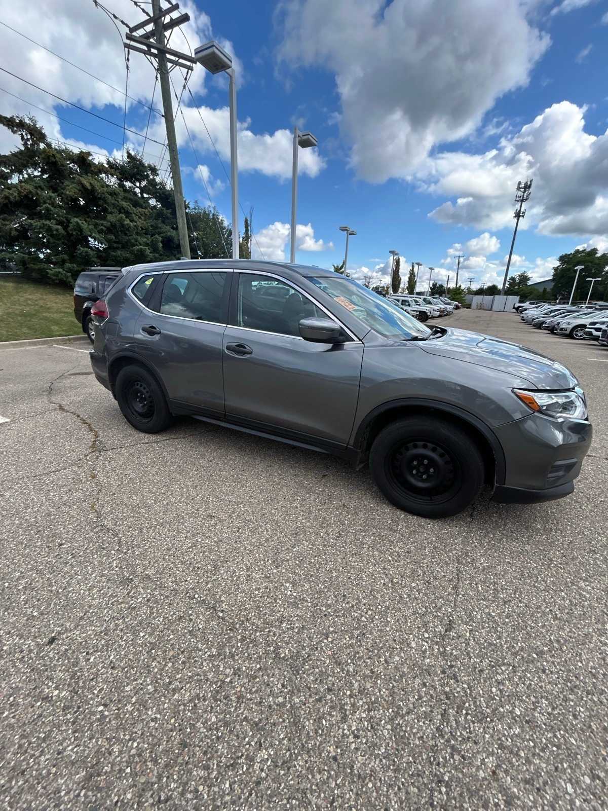 Thumbnail: 2019 Nissan Rogue - 8