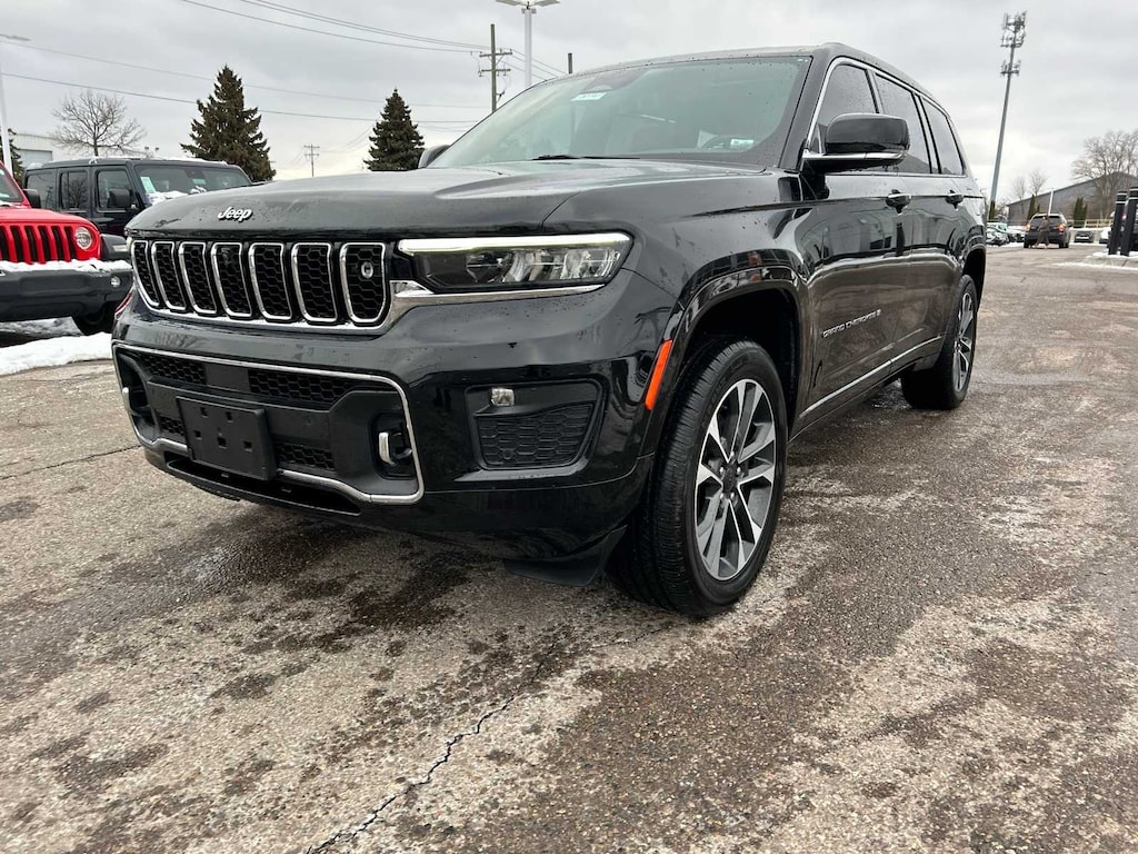 Used 2023 Jeep Grand Cherokee L Overland SUV