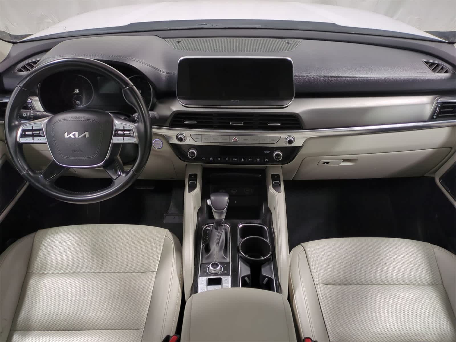 2022 Kia Telluride S 16