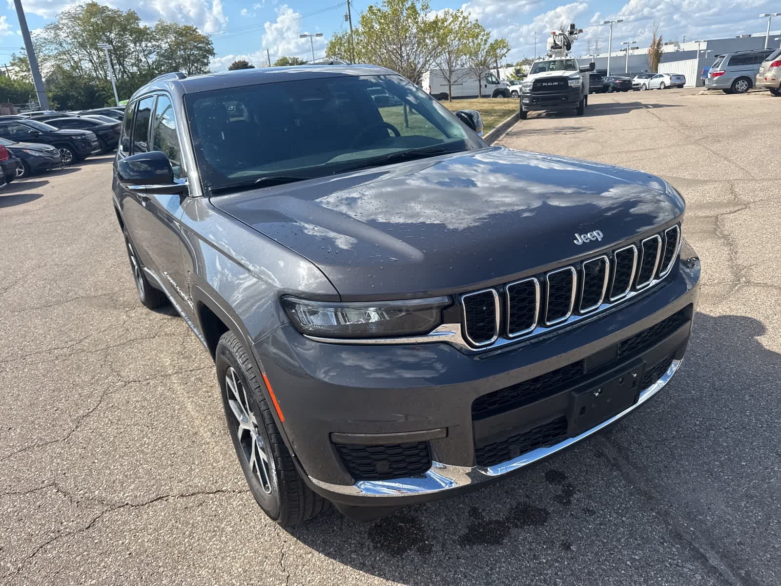 Thumbnail: 2024 Jeep Grand Cherokee L - 6