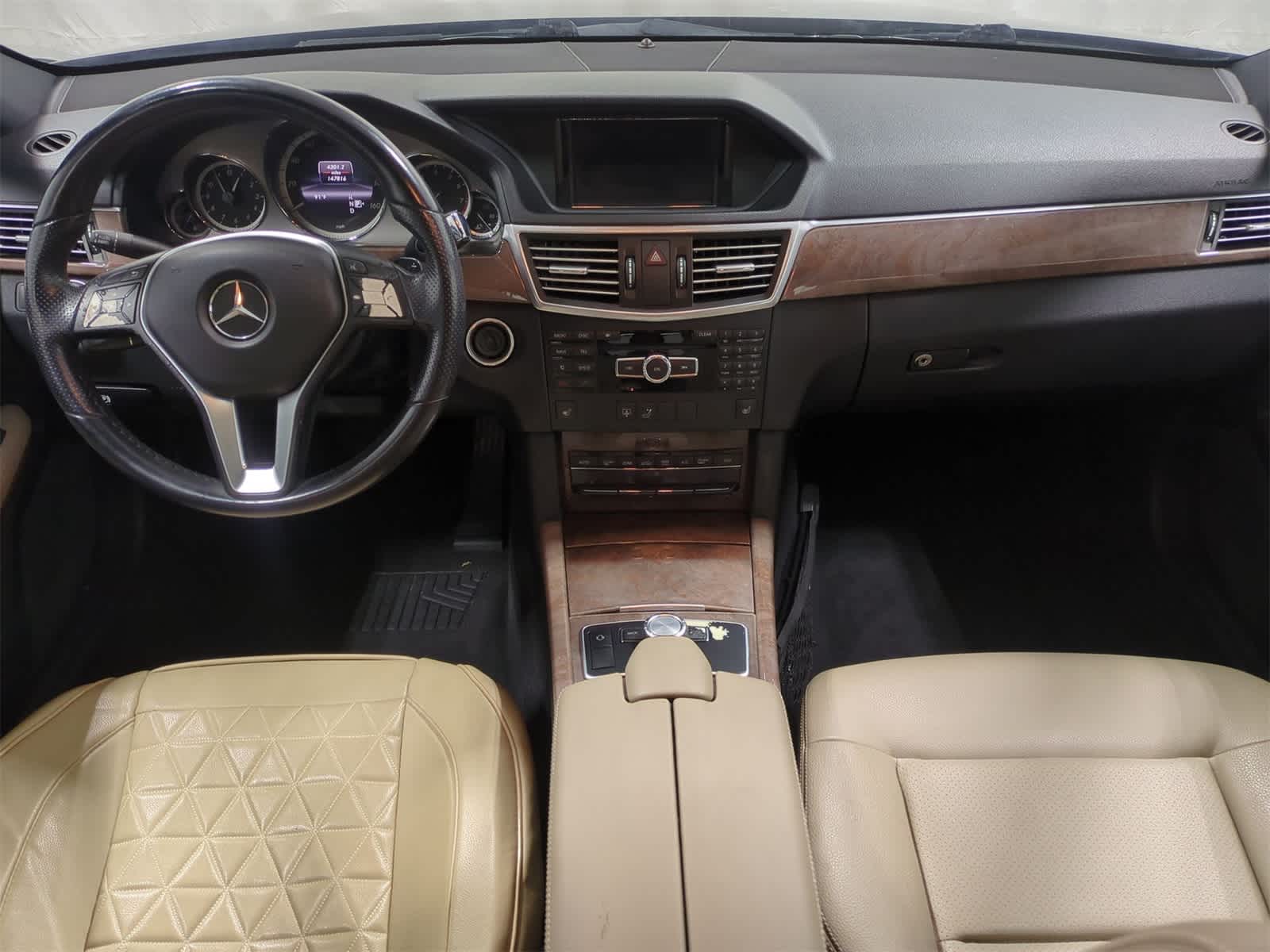 Thumbnail: 2013 Mercedes-Benz E-Class - 15