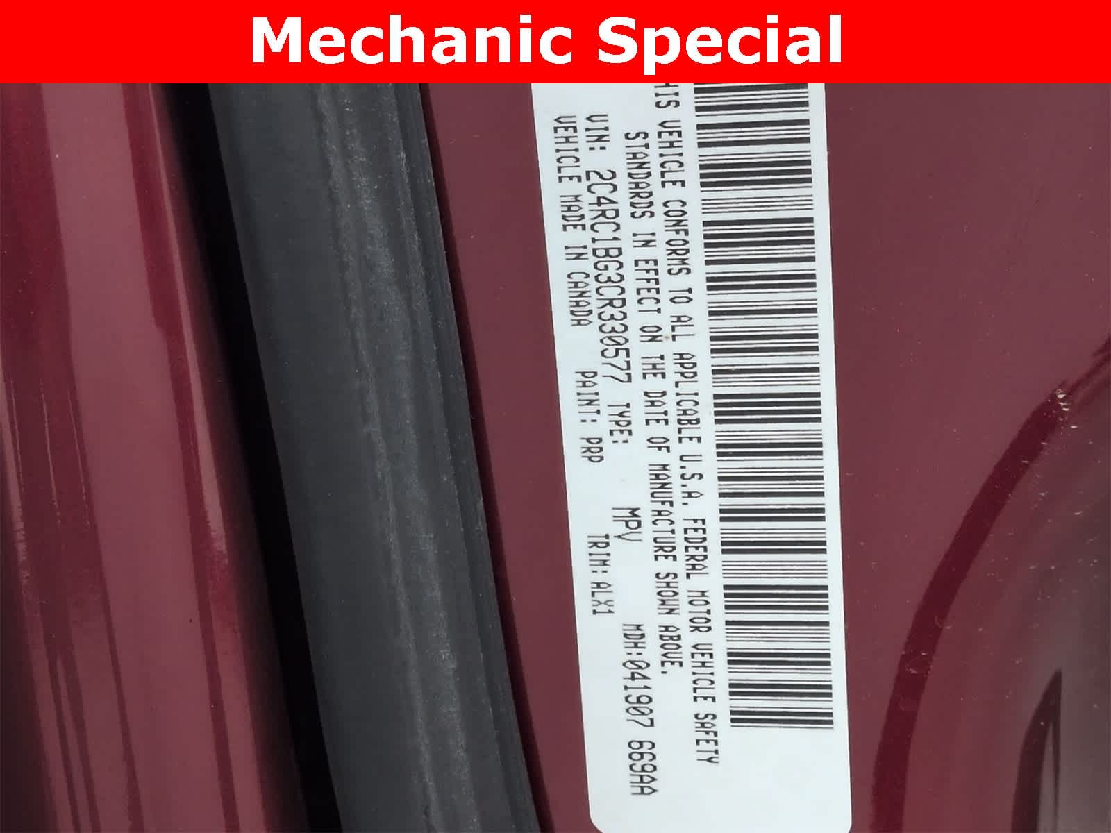 Thumbnail: 2012 Chrysler Town & Country - 36