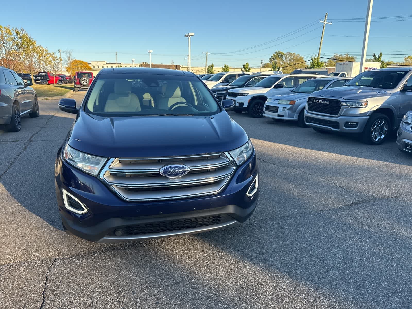 Thumbnail: 2016 Ford Edge - 4