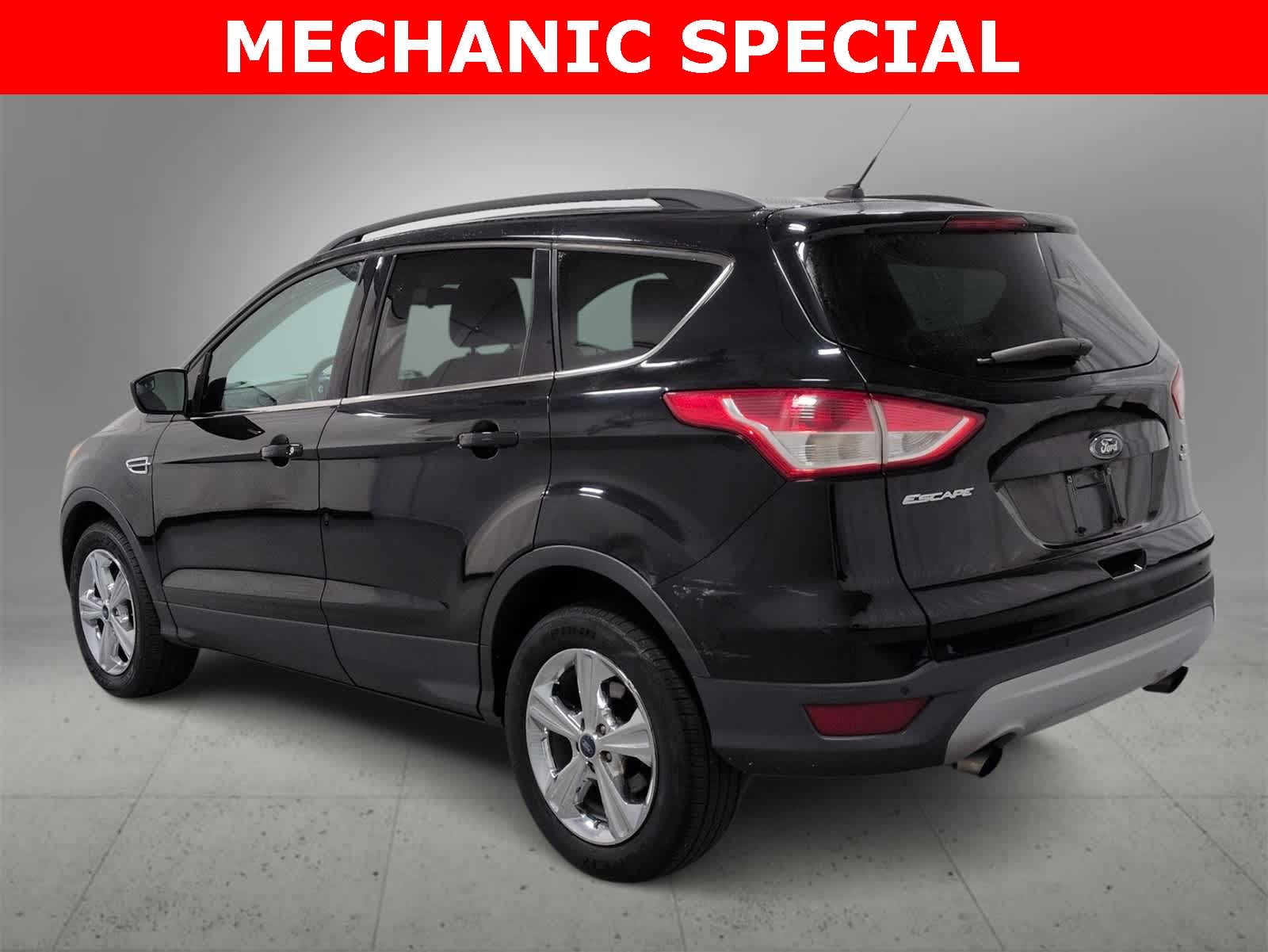 Thumbnail: 2016 Ford Escape - 6