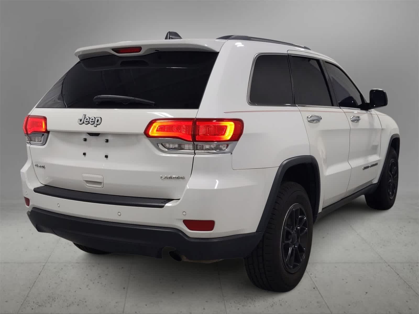 Thumbnail: 2019 Jeep Grand Cherokee - 8