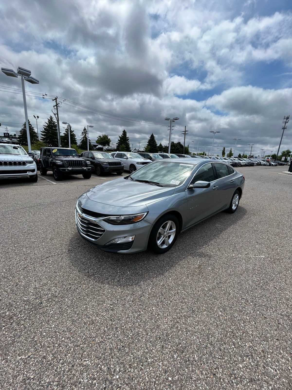 Thumbnail: 2024 Chevrolet Malibu - 1