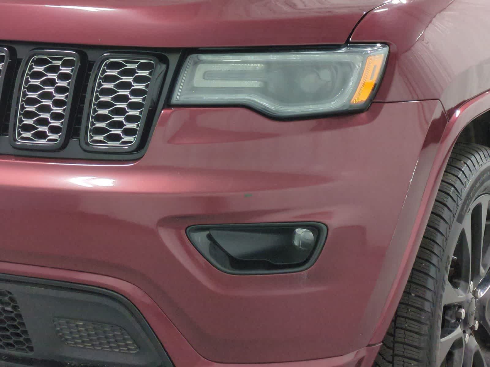 Thumbnail: 2020 Jeep Grand Cherokee - 11