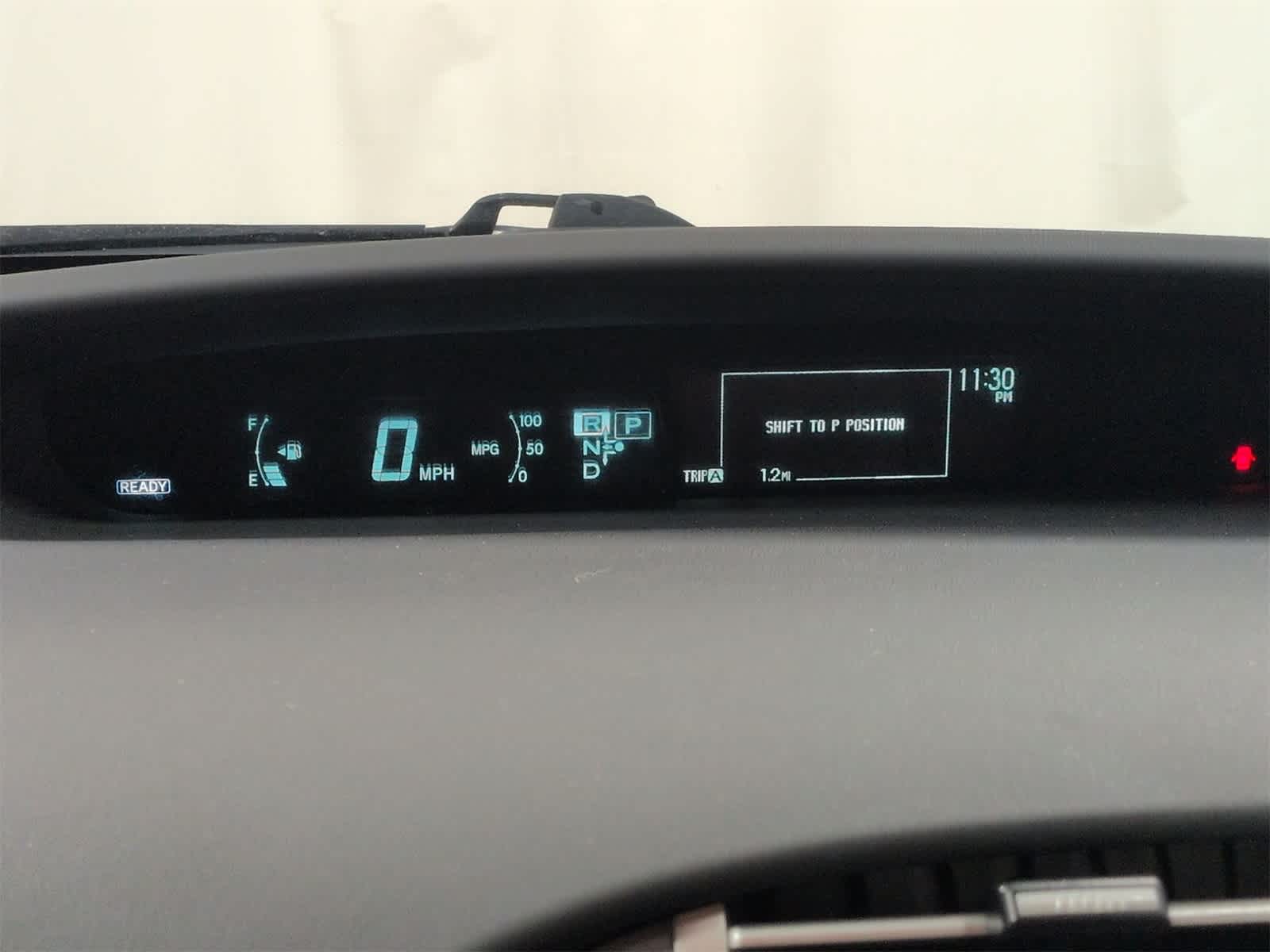 Thumbnail: 2015 Toyota Prius - 32