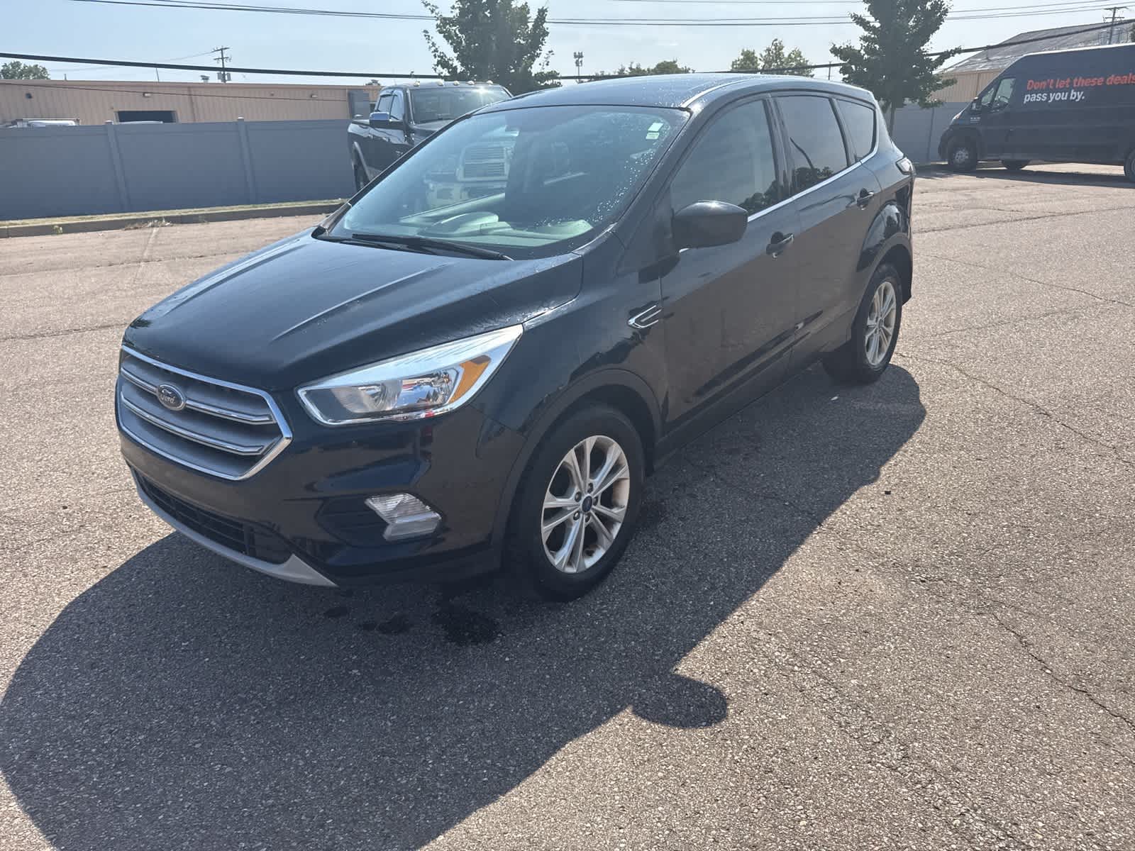 Thumbnail: 2017 Ford Escape - 28