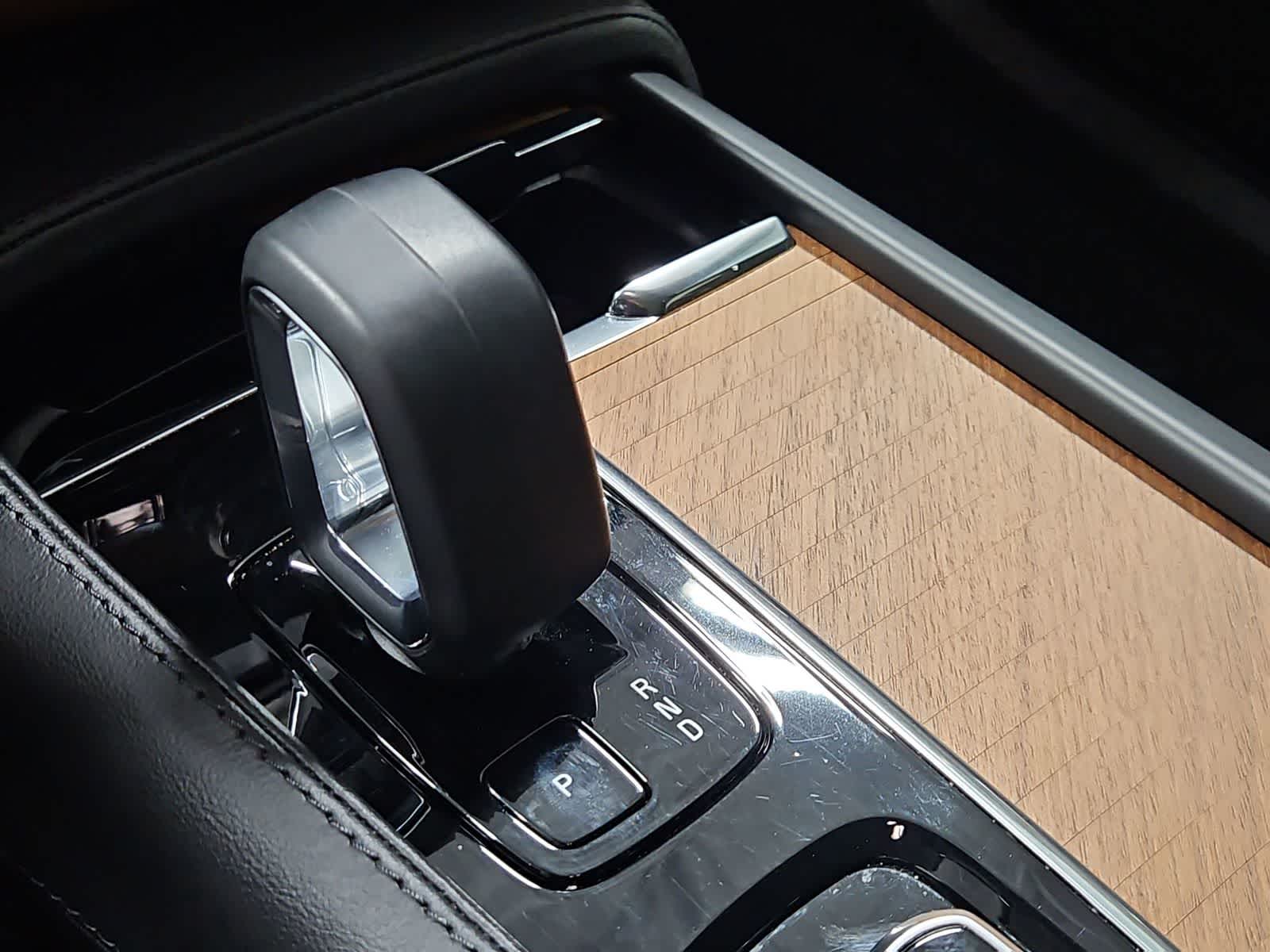 Thumbnail: 2023 Volvo XC90 - 31