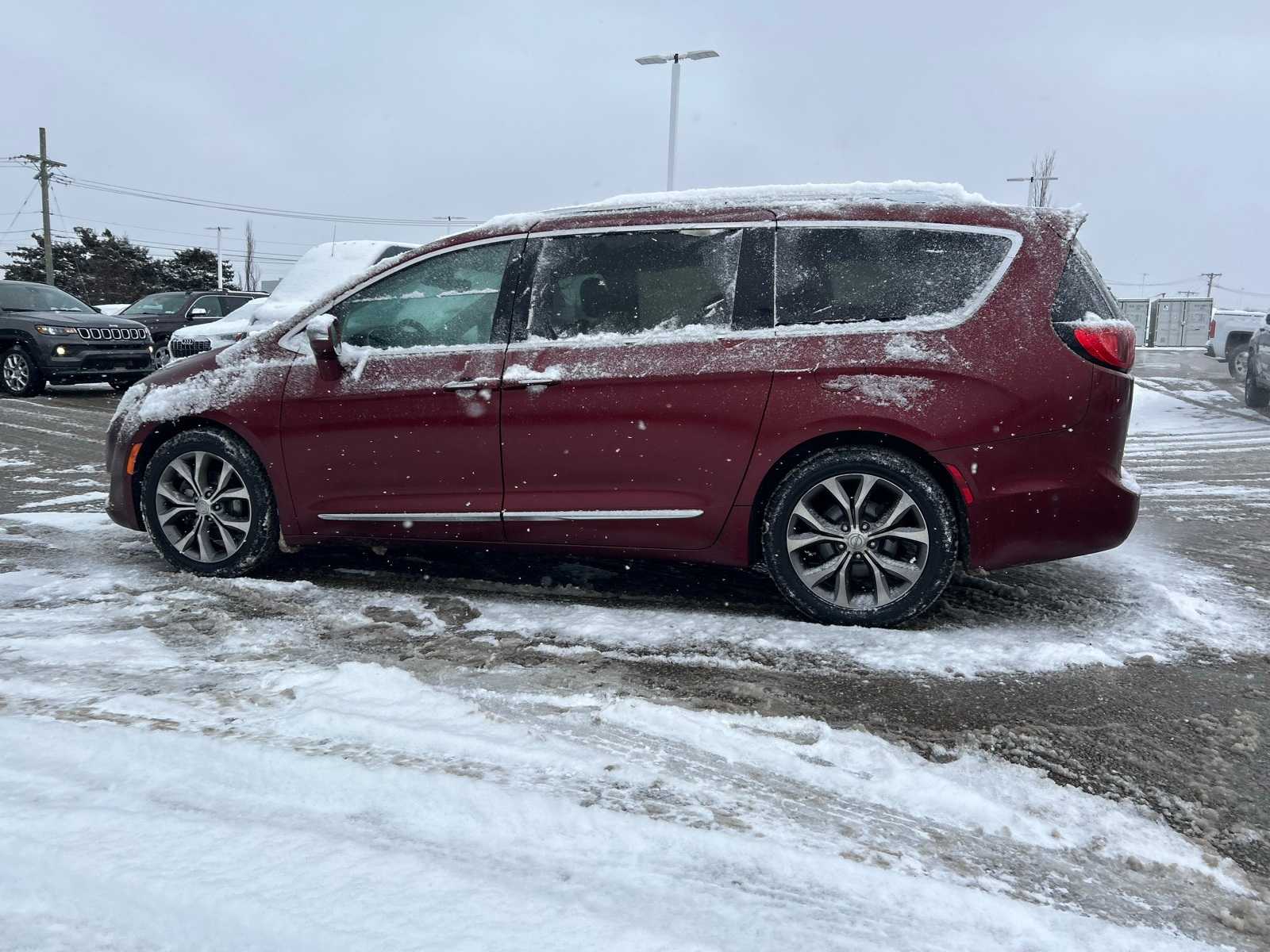 Thumbnail: 2019 Chrysler Pacifica - 29