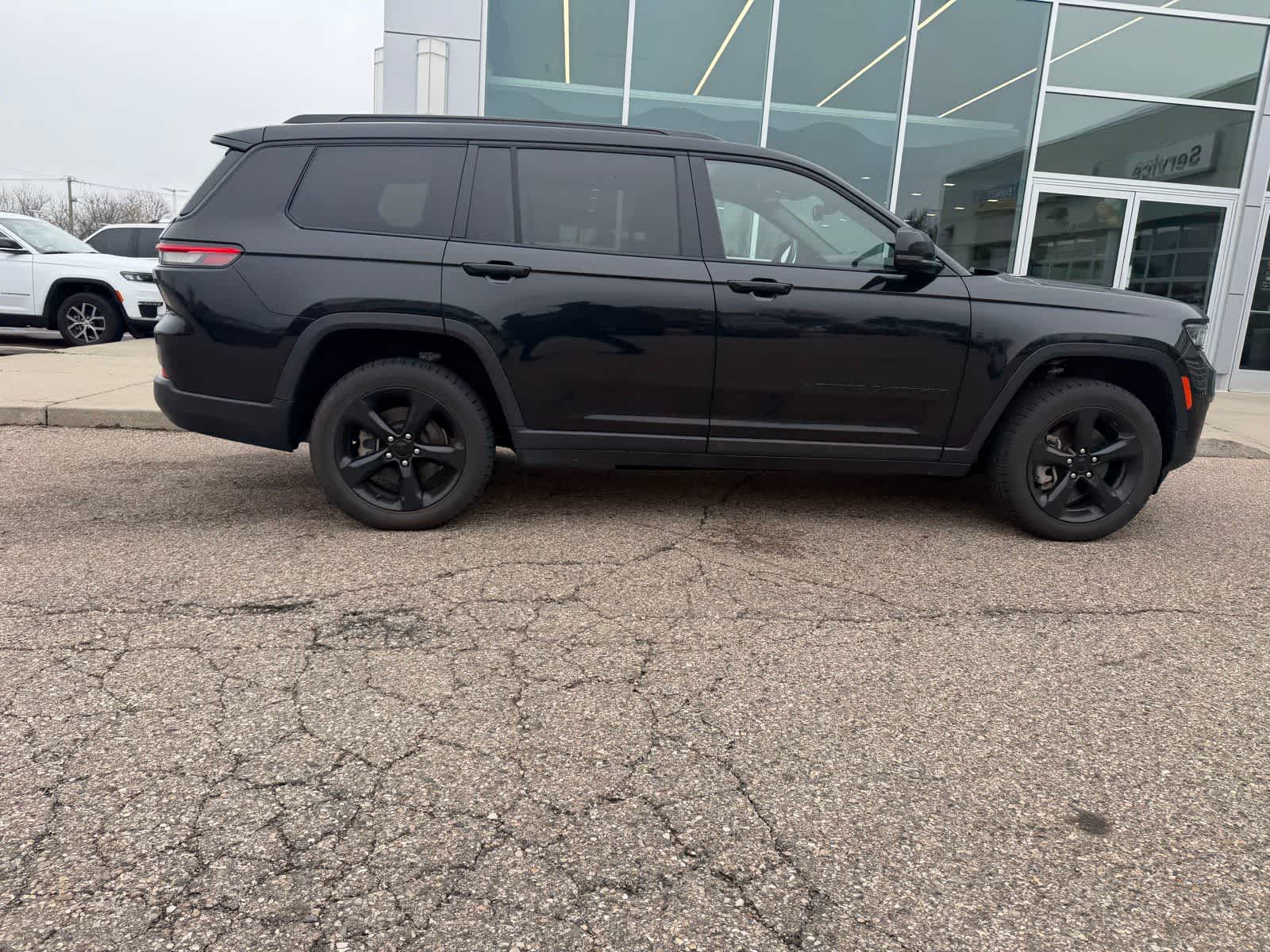Thumbnail: 2022 Jeep Grand Cherokee L - 15