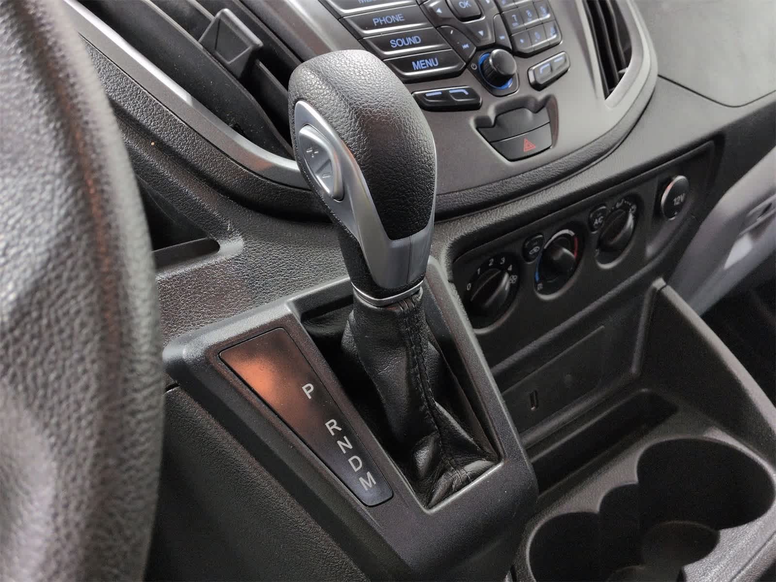 Thumbnail: 2019 Ford Transit Series - 31