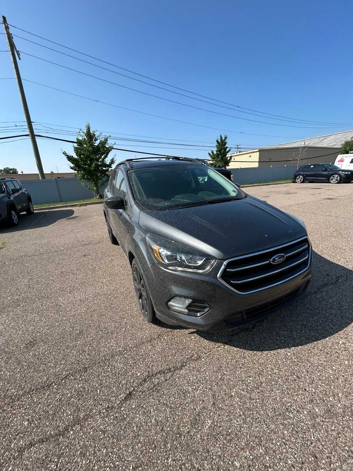 Thumbnail: 2019 Ford Escape - 7