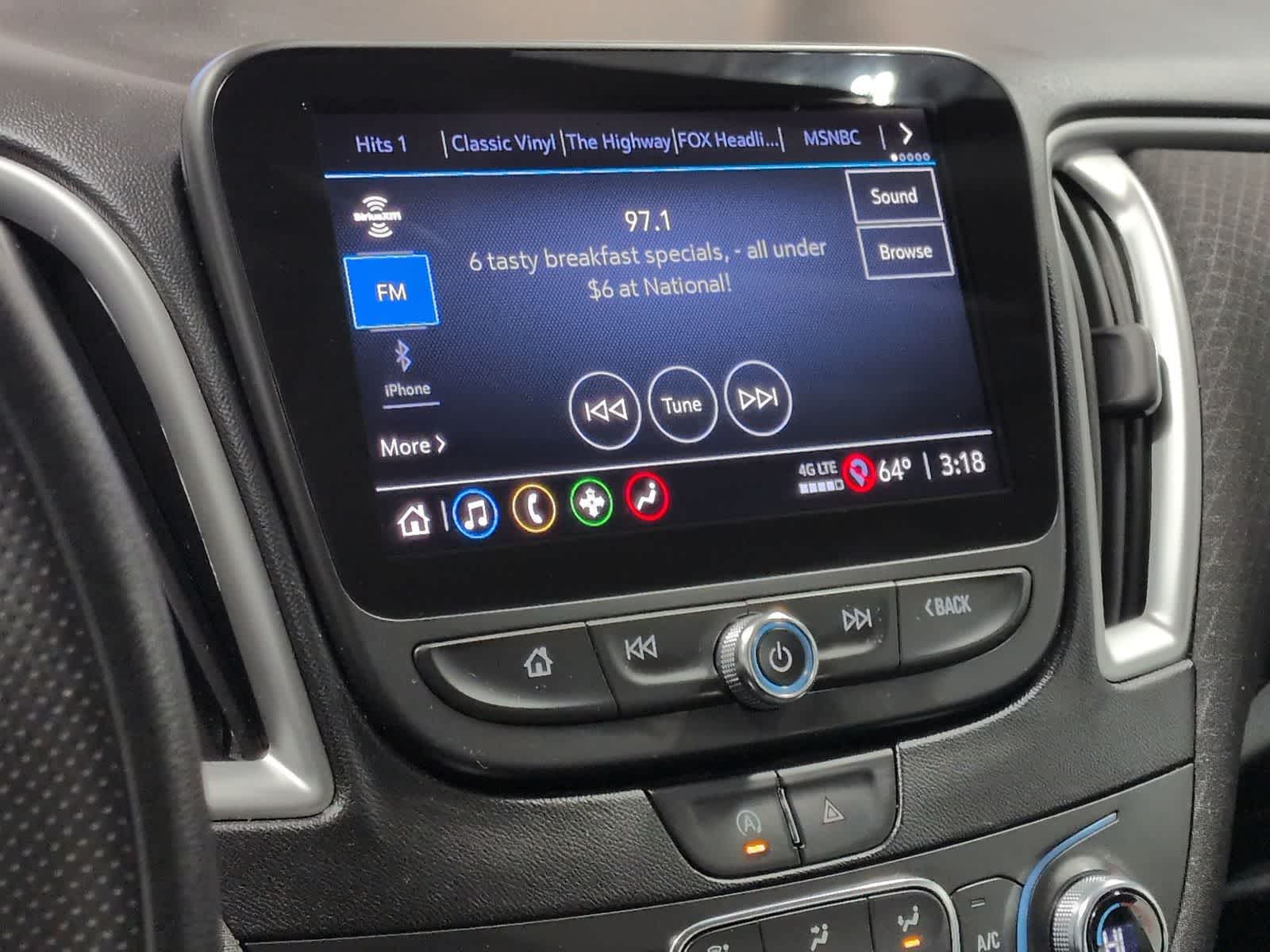 Thumbnail: 2023 Chevrolet Malibu - 28