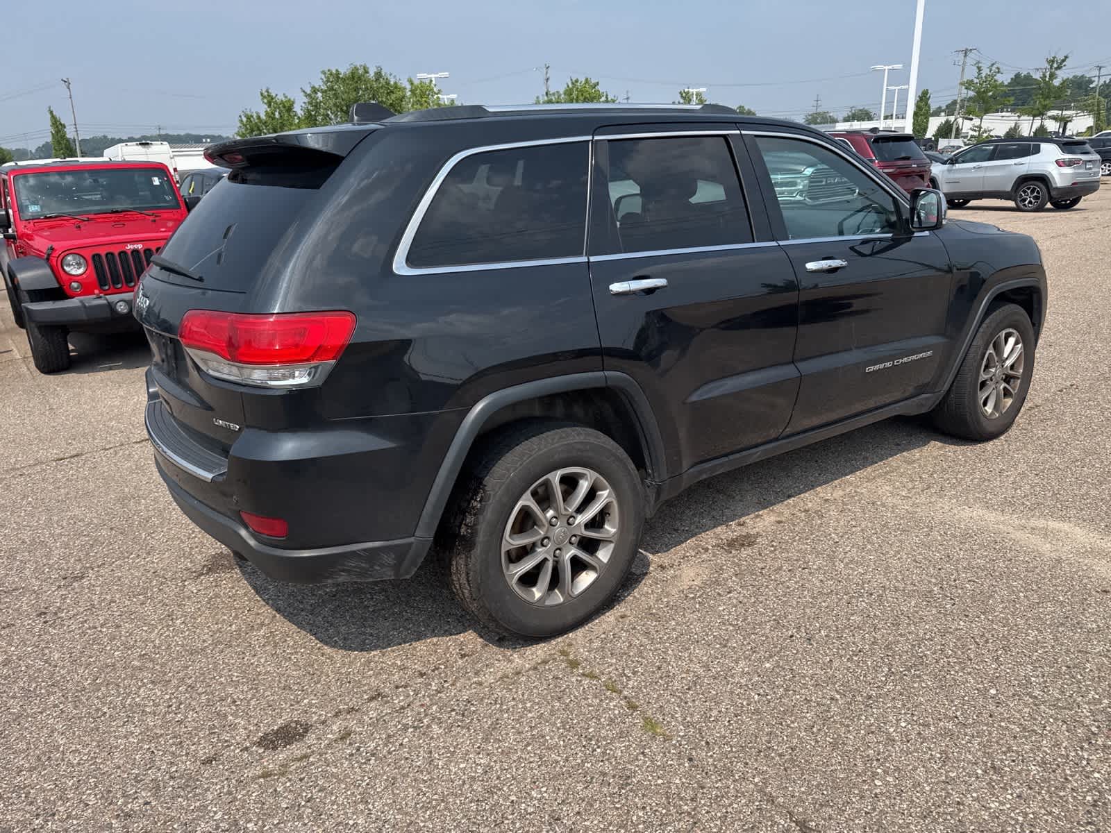 Thumbnail: 2015 Jeep Grand Cherokee - 15