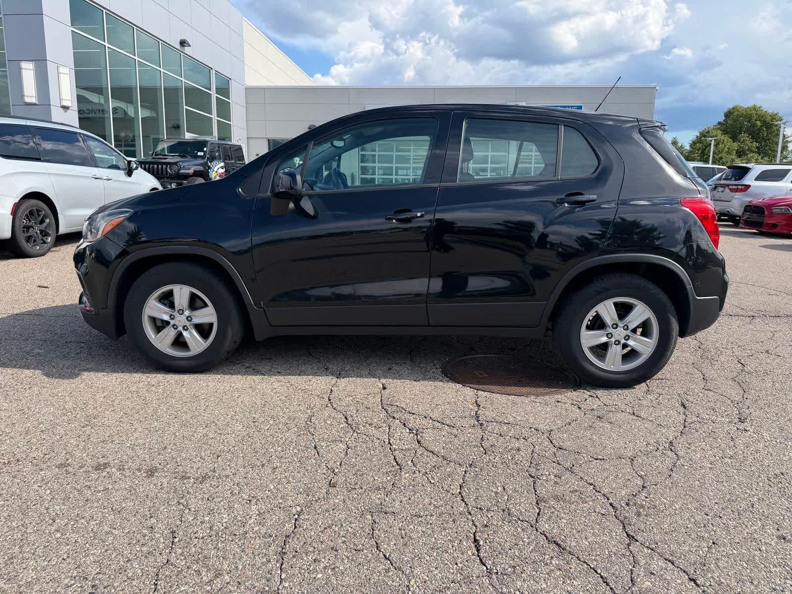 Thumbnail: 2020 Chevrolet Trax - 23