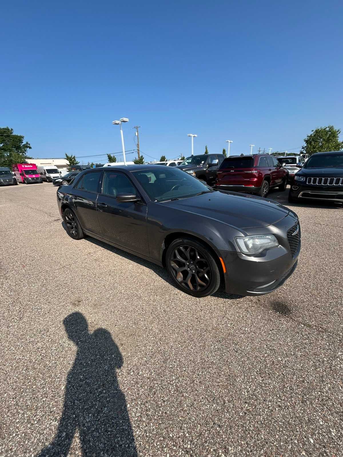 Thumbnail: 2019 Chrysler 300 - 9