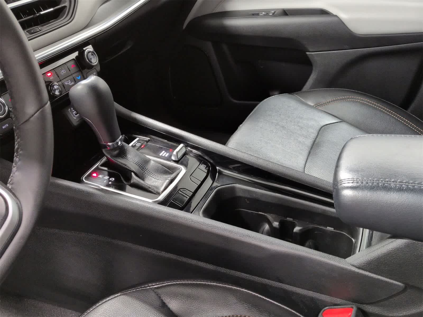 Thumbnail: 2023 Jeep Compass - 31