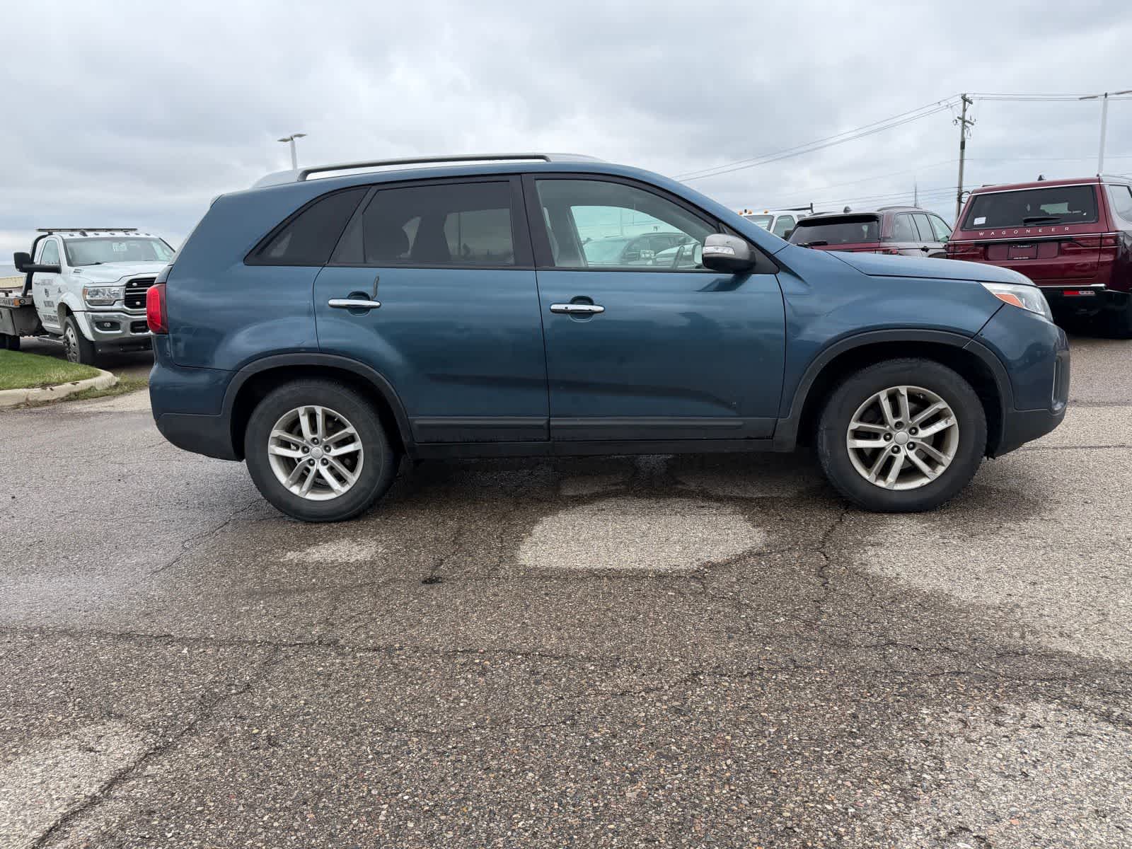 Thumbnail: 2014 Kia Sorento - 12