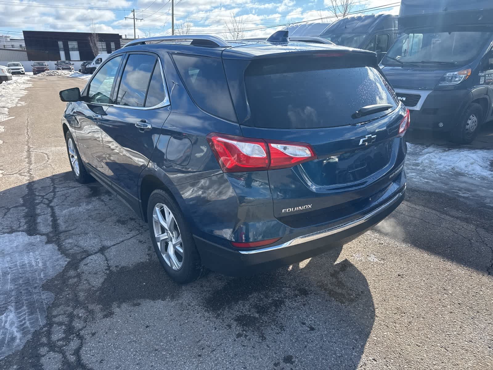 Thumbnail: 2021 Chevrolet Equinox - 14