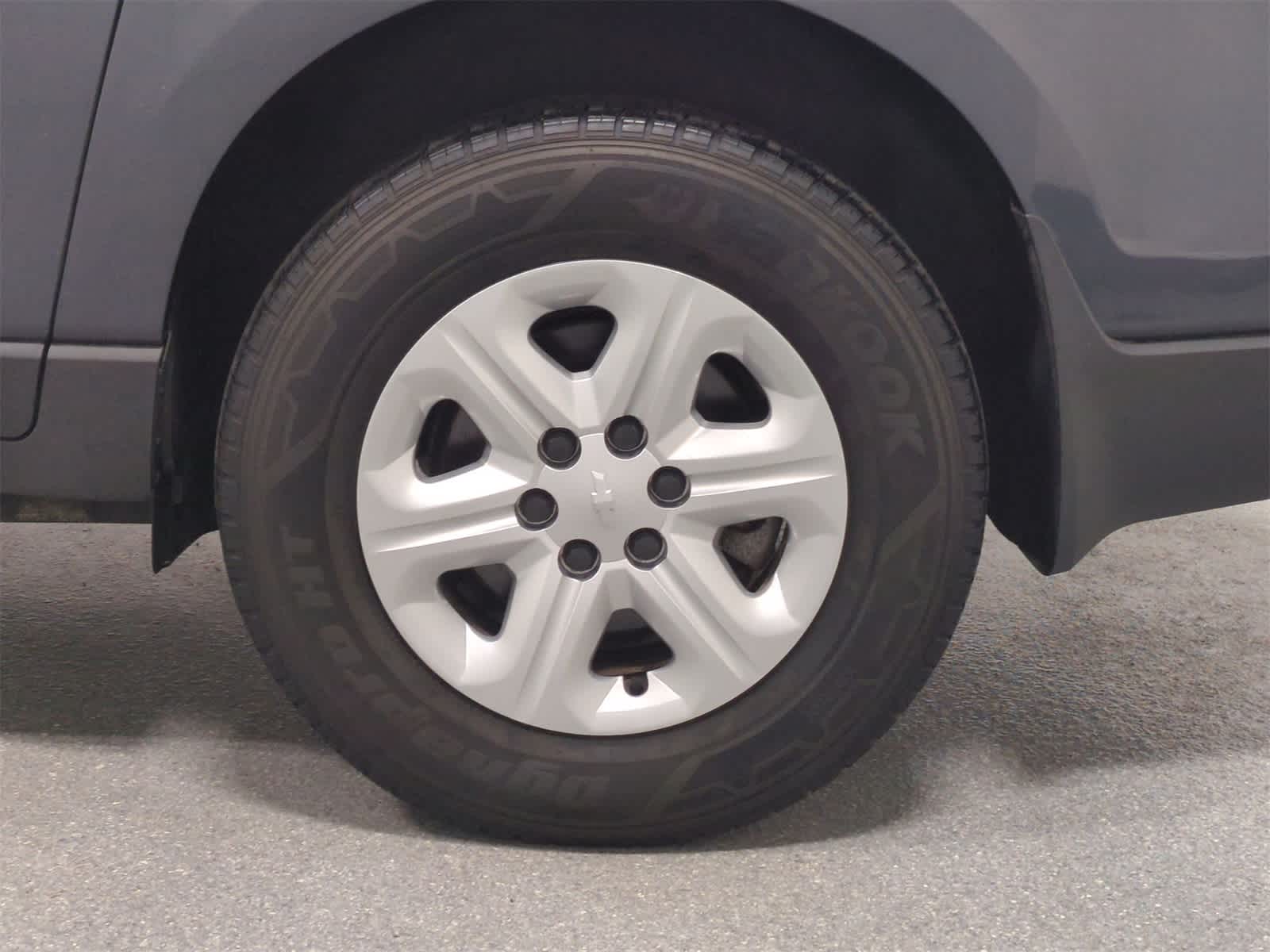 Thumbnail: 2014 Chevrolet Traverse - 14