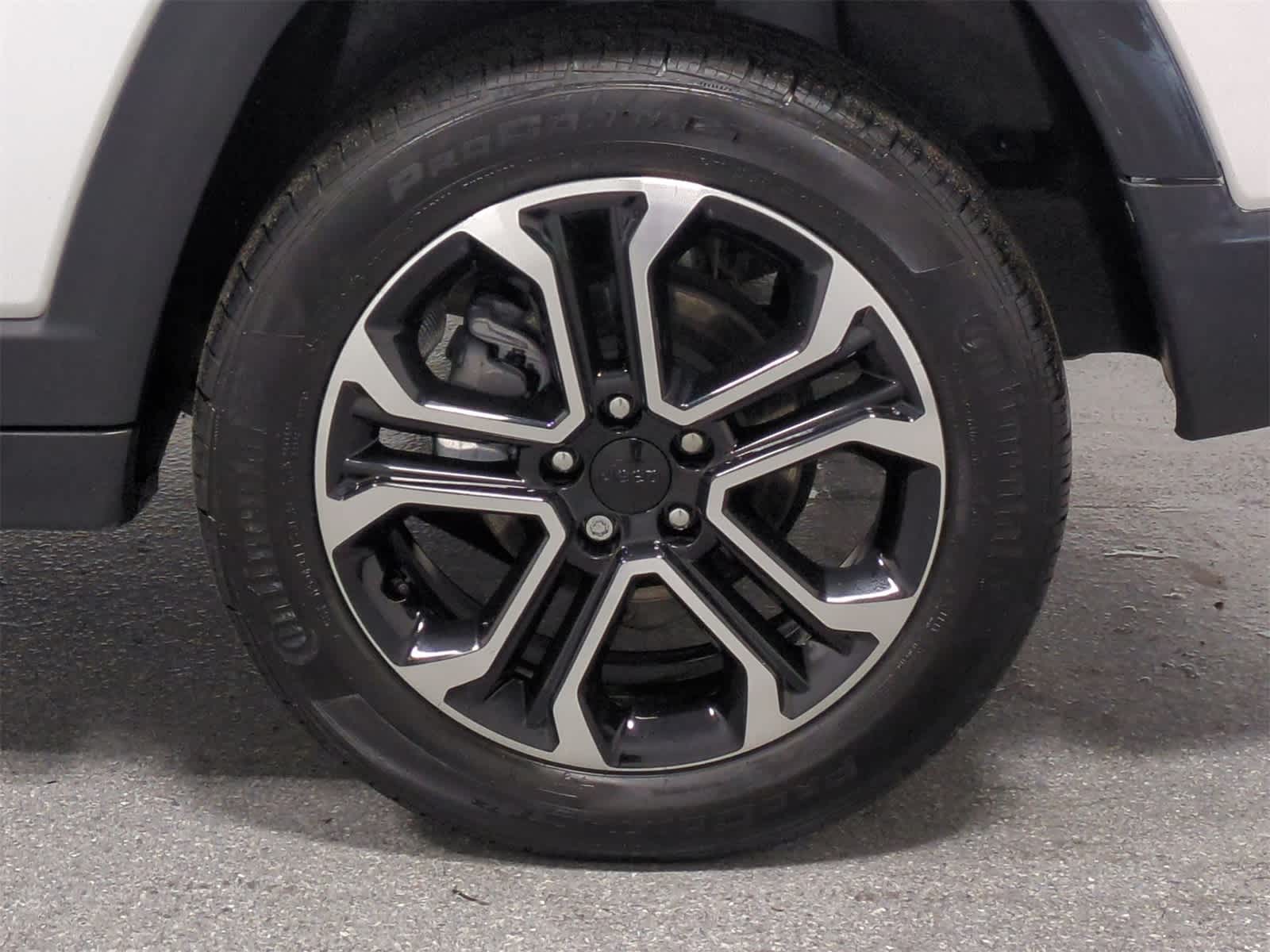 Thumbnail: 2024 Jeep Compass - 14