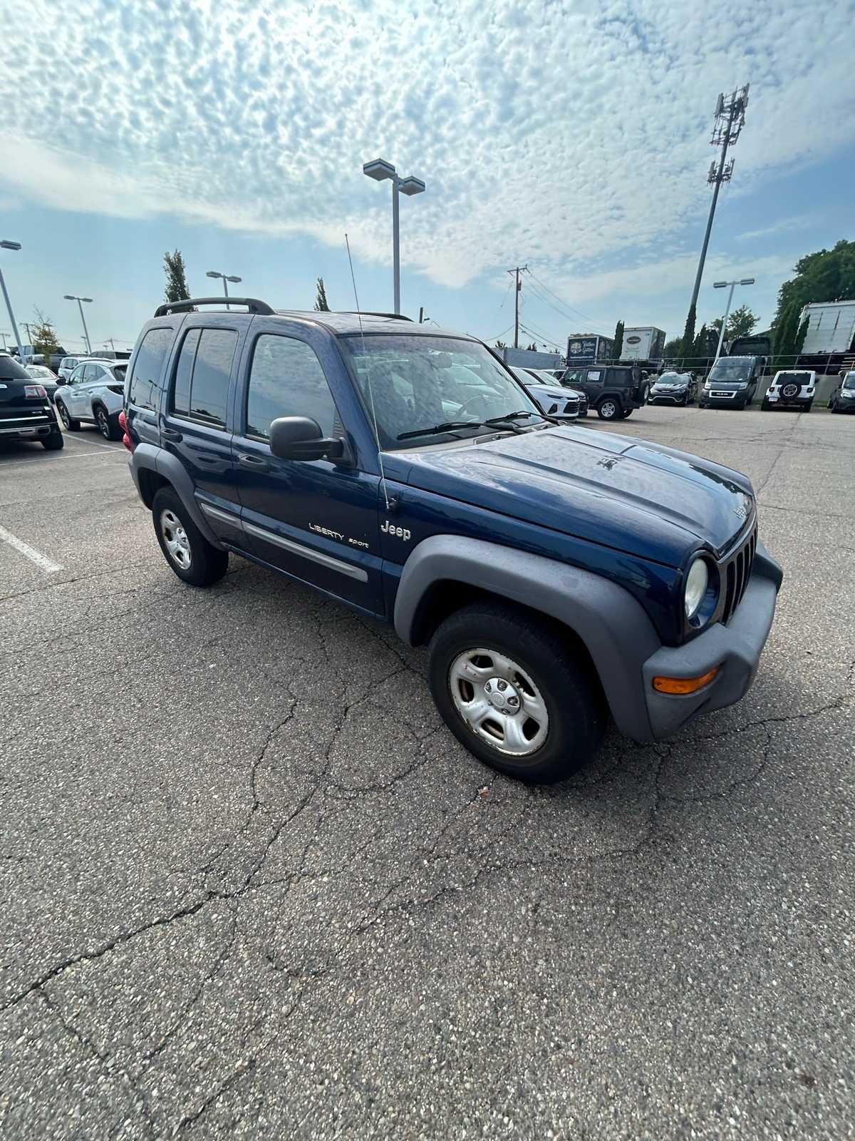 Thumbnail: 2002 Jeep Liberty - 9
