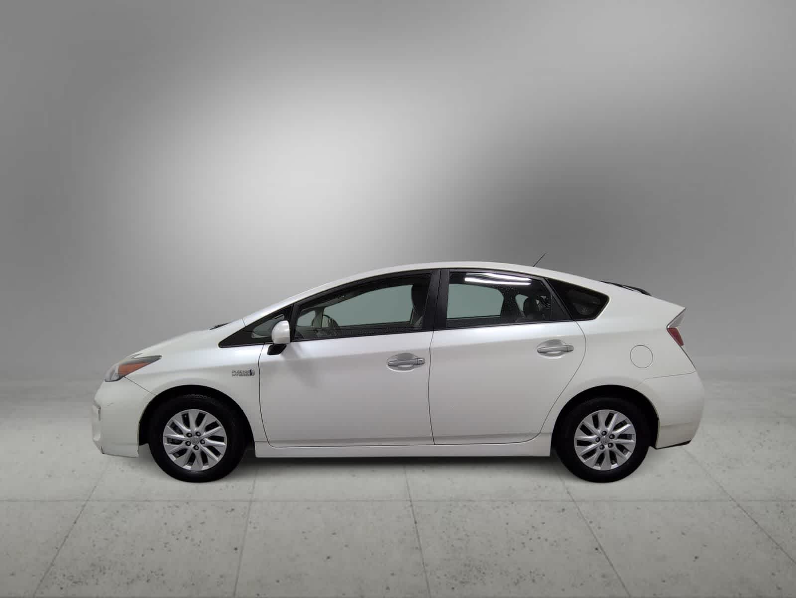 Thumbnail: 2012 Toyota Prius - 5