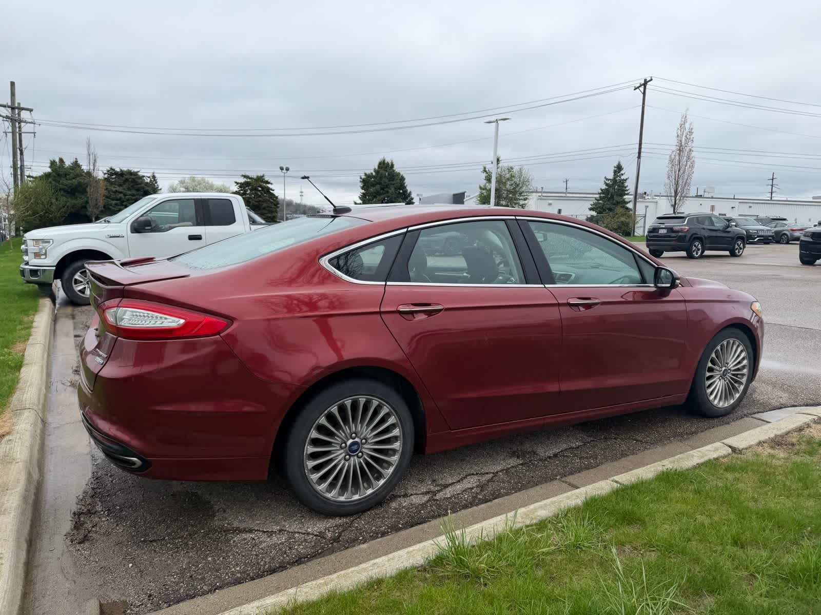 Thumbnail: 2014 Ford Fusion - 17