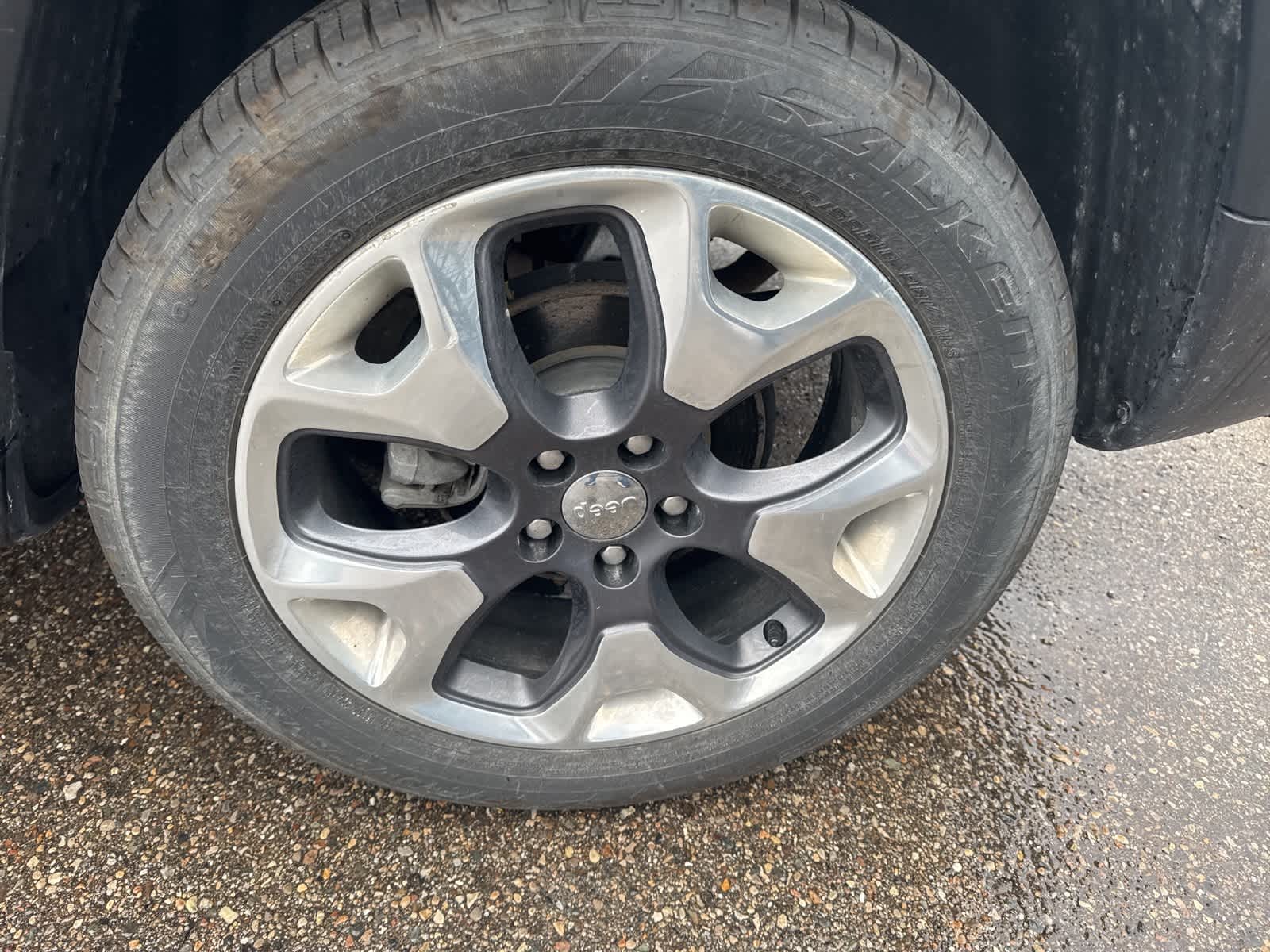 Thumbnail: 2021 Jeep Compass - 24