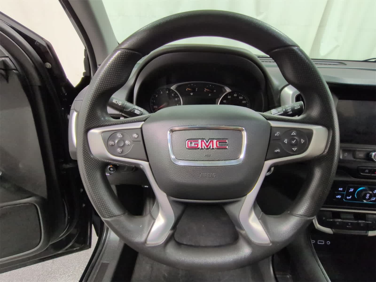 Thumbnail: 2022 GMC Terrain - 25