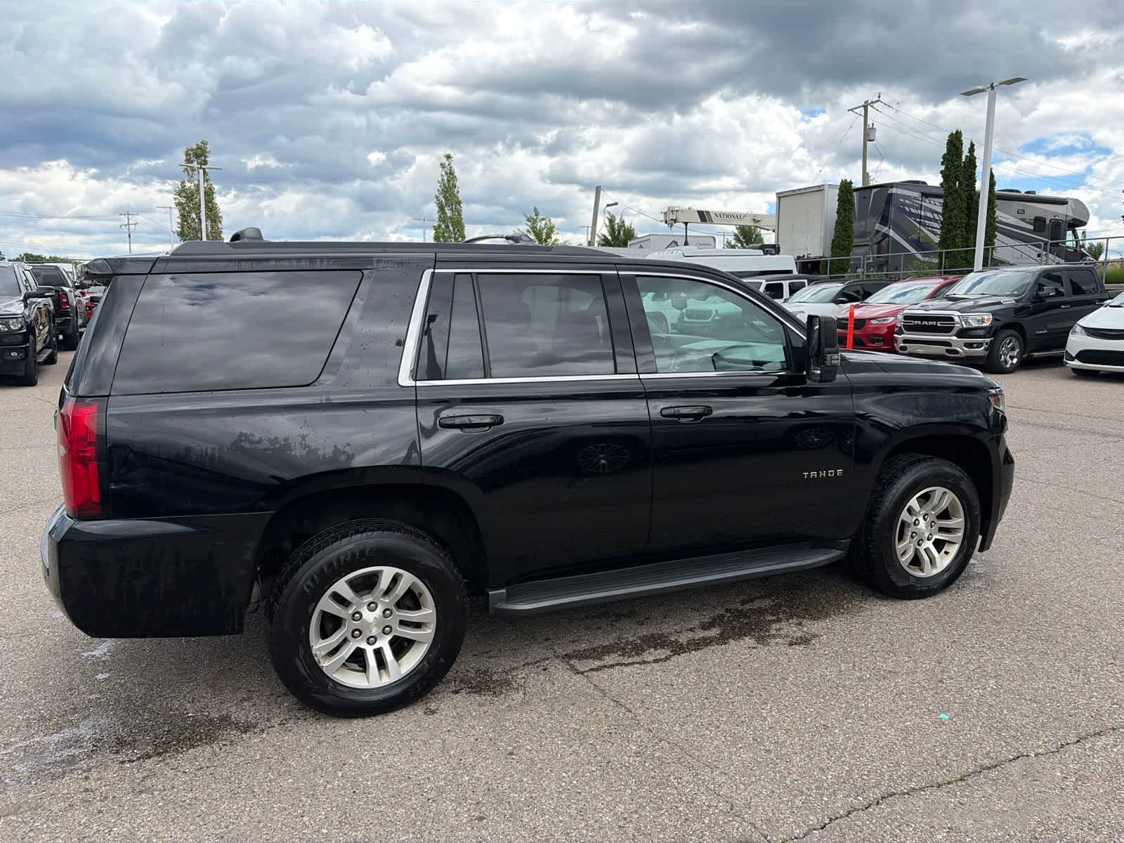 Thumbnail: 2018 Chevrolet Tahoe - 12