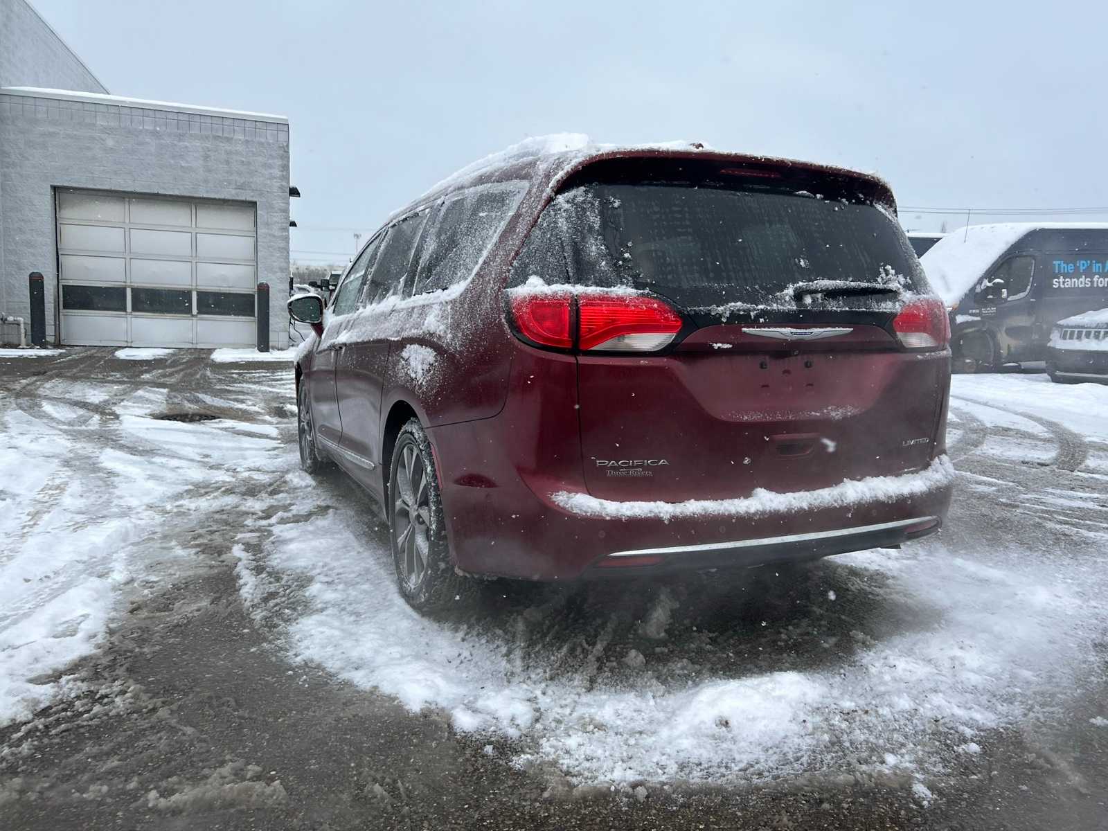 Thumbnail: 2019 Chrysler Pacifica - 28