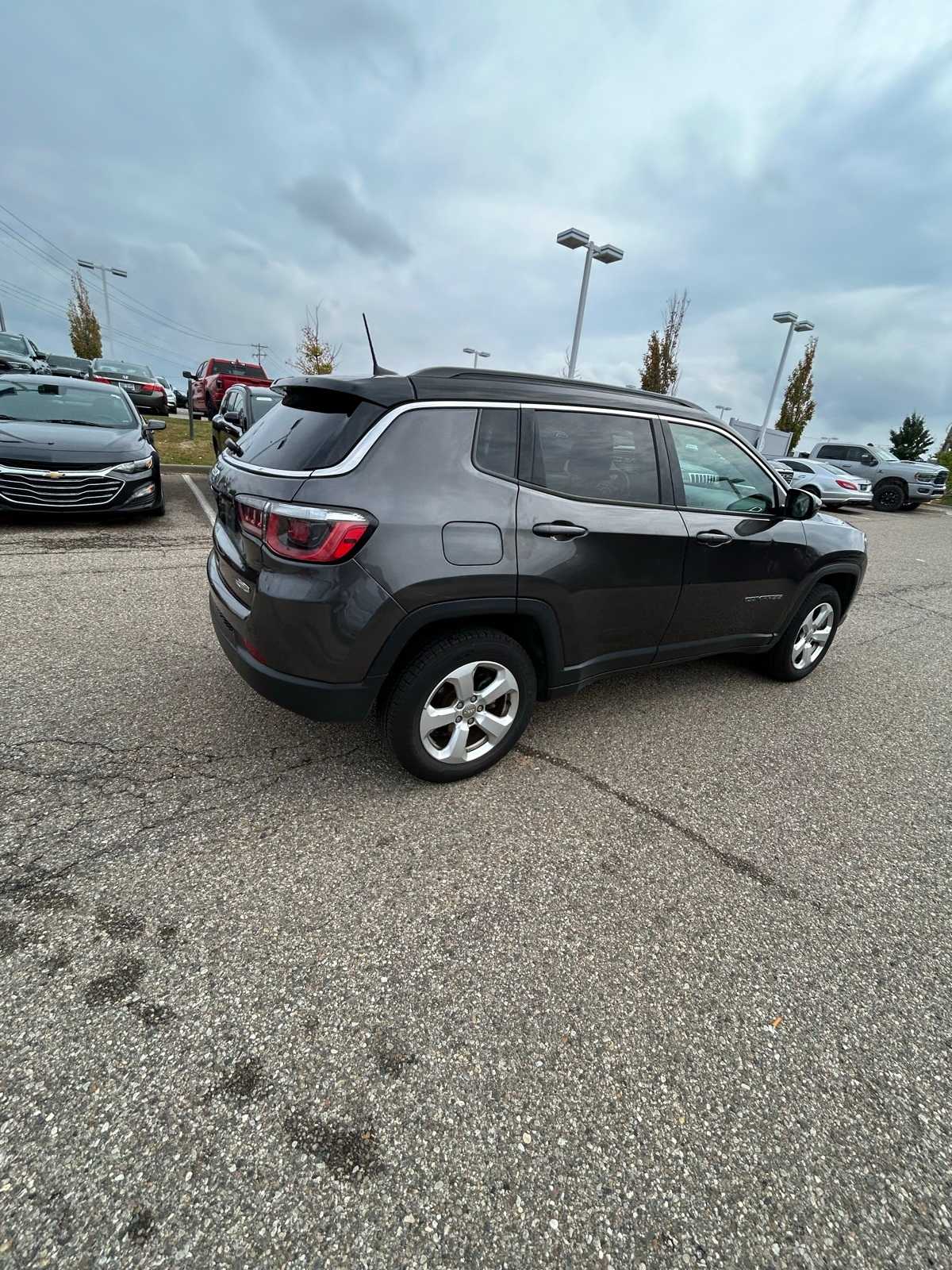 Thumbnail: 2019 Jeep Compass - 15