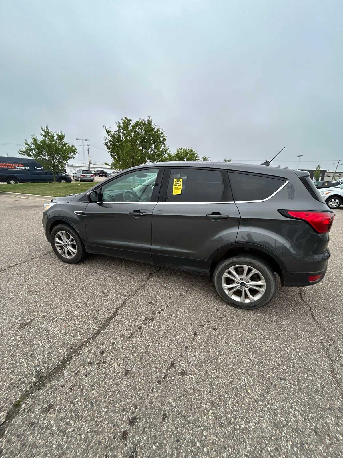 Thumbnail: 2019 Ford Escape - 32