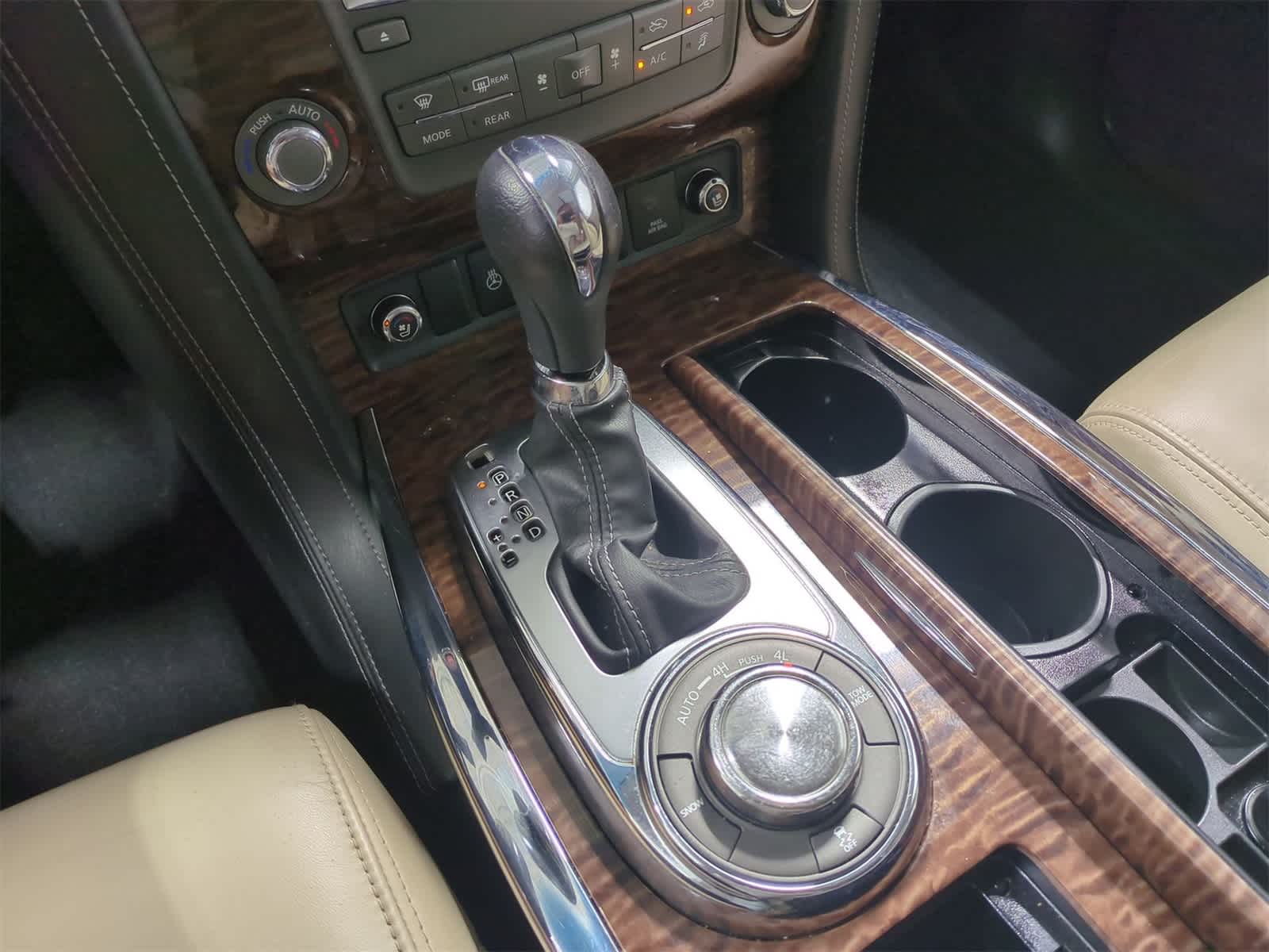 Thumbnail: 2017 Nissan Armada - 34