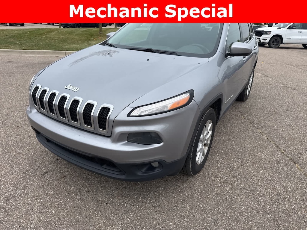 Used 2014 Jeep Cherokee Latitude SUV