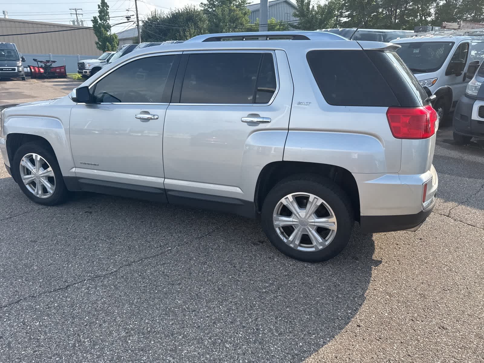 Thumbnail: 2017 GMC Terrain - 24